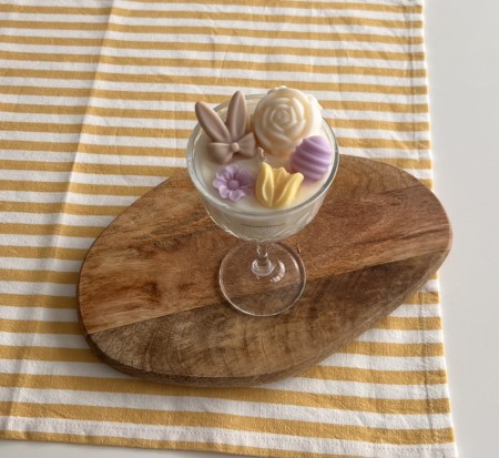 Påske duftlys i høytglas- Bringebær duft